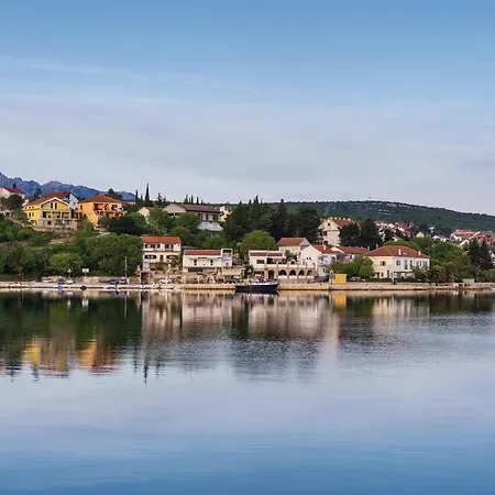 דירה Stunning In With Lake View
